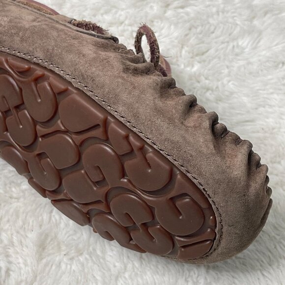 UGG #5612 Women's Brown Dakota Lace Up Moccasin Slippers Shoes Size 6 US - Picture 10 of 13